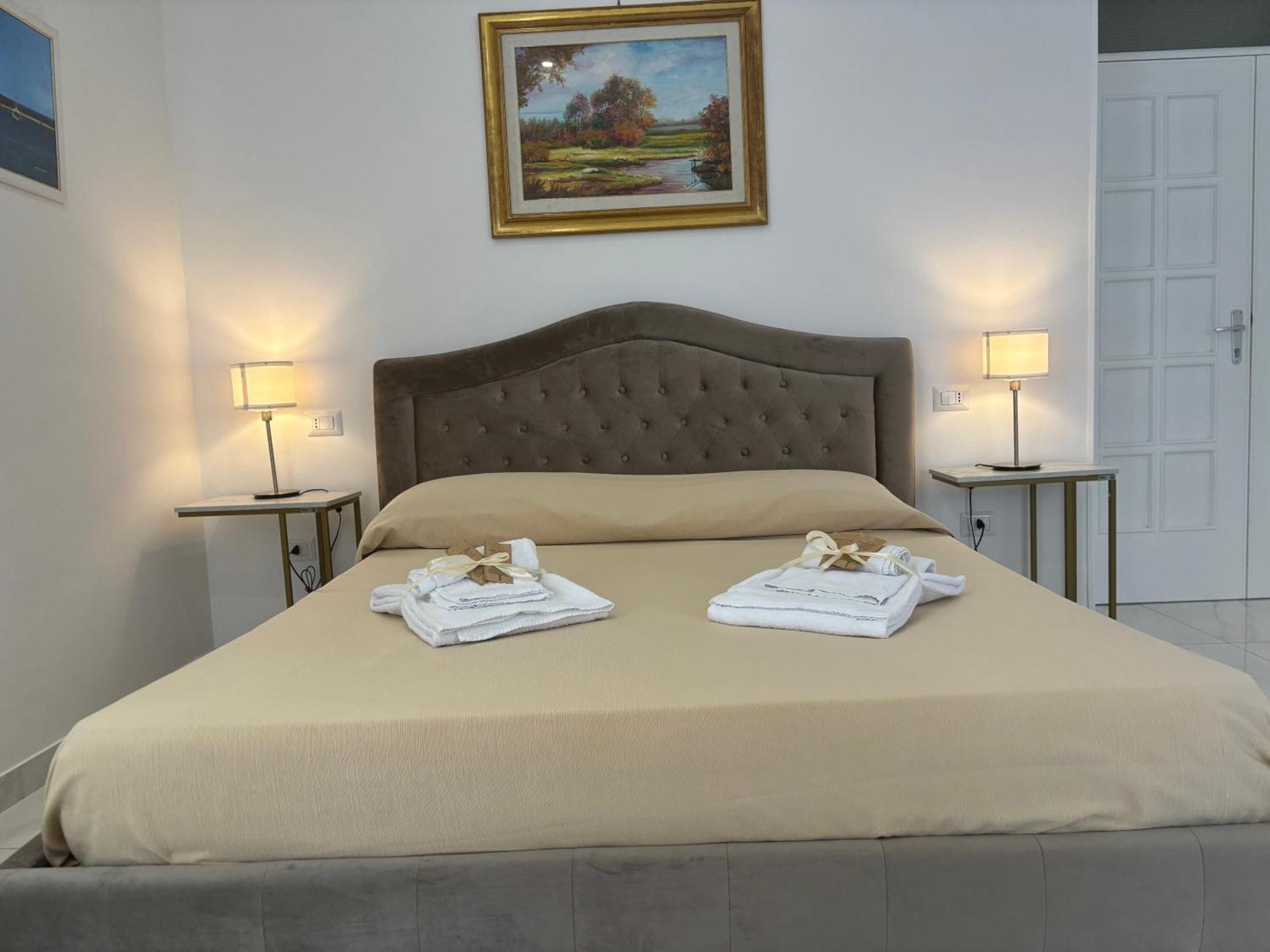Tina'S Room Santa Maria di Castellabate Exterior photo